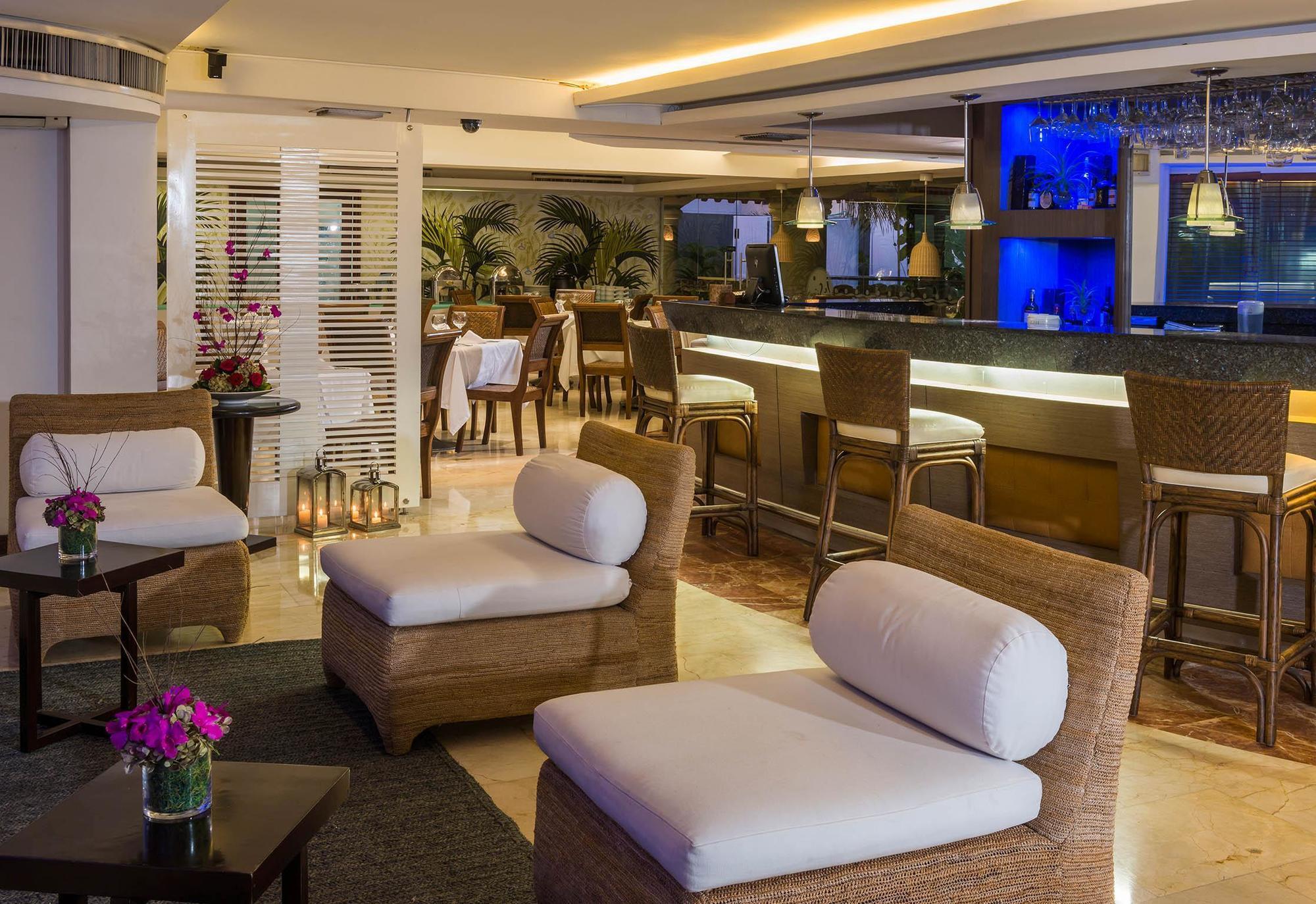 Country International Hotel Барранкілья Екстер'єр фото